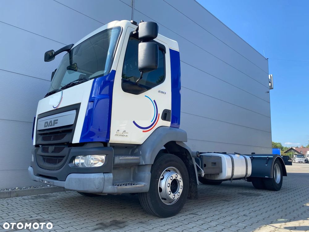 DAF LF 280FA (Podwozie z autotransportera) - 3