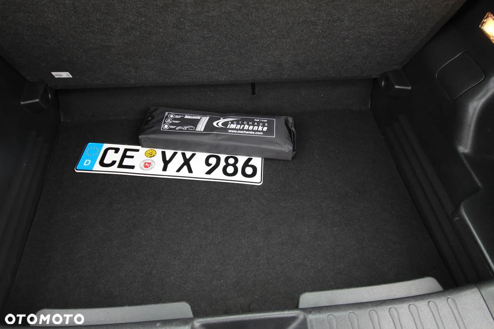 Nissan Juke 1.6 Visia Plus - 28