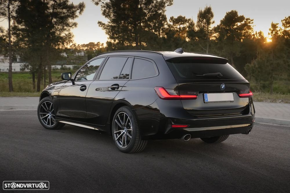 BMW 320 e Aut. Sport Line - 29