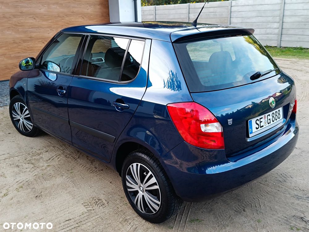 Skoda Fabia 1.4 16V Ambition Plus - 6