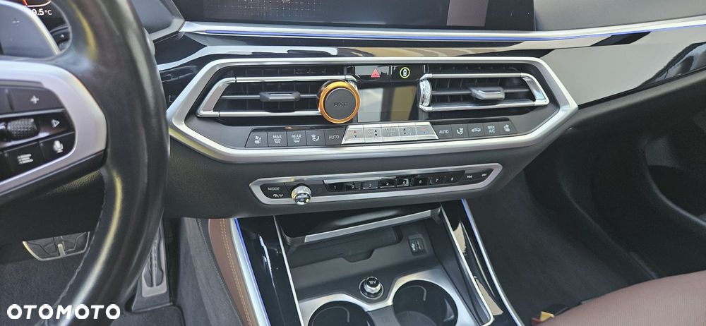 BMW X5 xDrive40i - 8