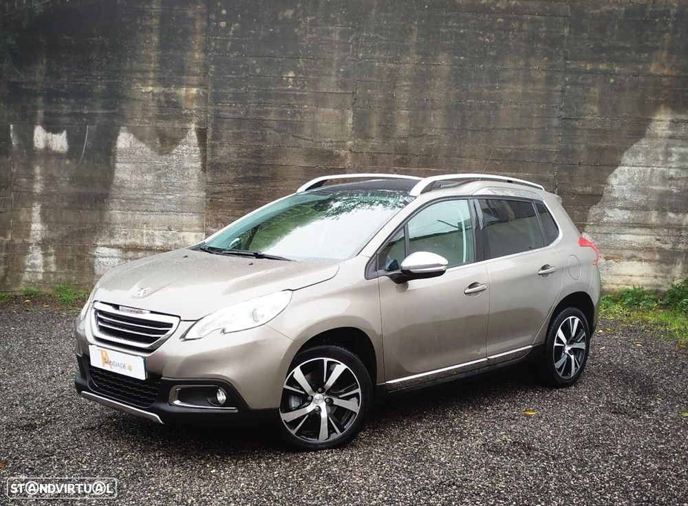 Peugeot 2008 1.2 PureTech Allure EAT6 - 10