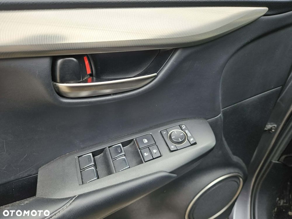 Lexus NX 300h Elite AWD - 19