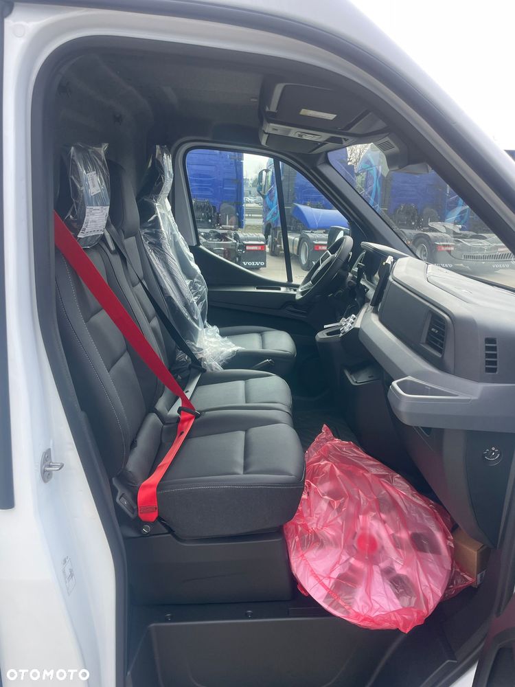 Renault Master RED VAN L3H2 - 12