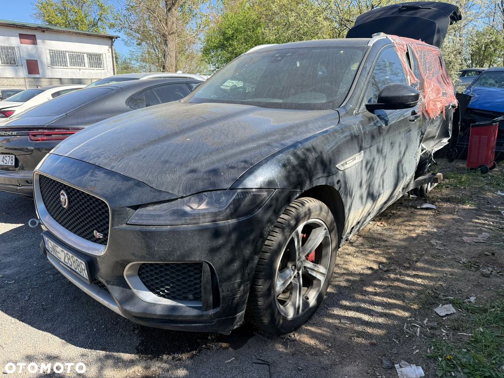 Jaguar F-Pace 3.0 V6 AWD S - 2