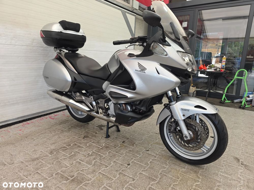 Honda NTV - 4