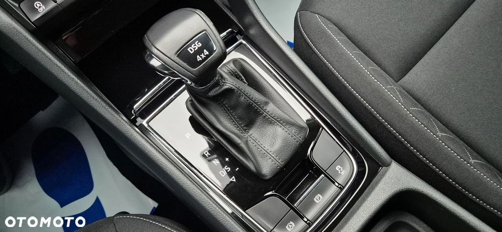 Skoda Karoq 2.0 TDI SCR 4x4 DSG Style - 26