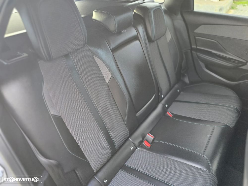 Peugeot 308 SW 1.5 BlueHDi Allure EAT8 - 19