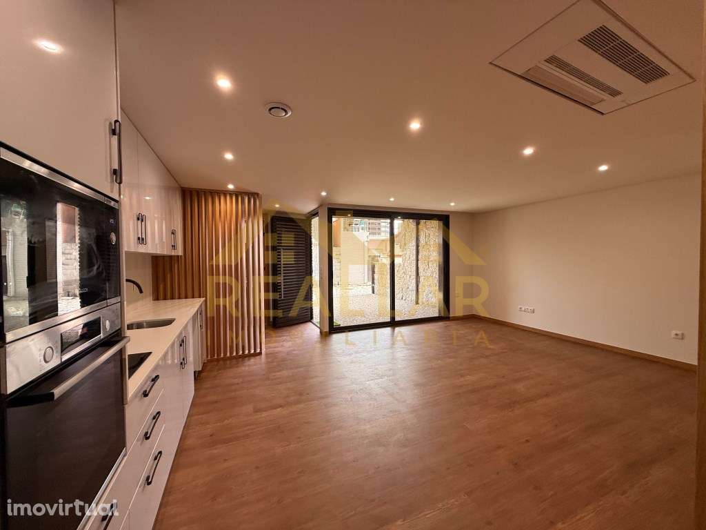 Excelente Moradia T2 Aver-o-Mar - Póvoa de Varzim - Grande imagem: 3/21