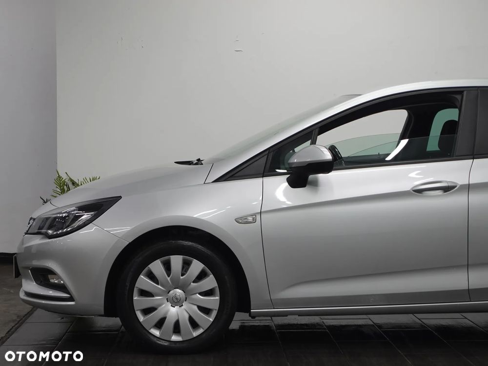 Opel Astra 1.6 D (CDTI) Dynamic - 16