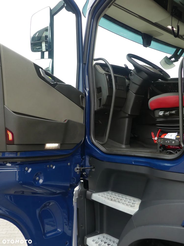 Volvo FH4 460 / EURO 6 / AUTOMAT / PEŁNY ADR / KLIMATYZACJA POSTOJOWA / - 21