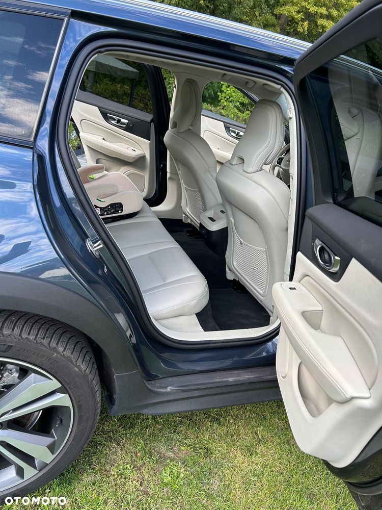 Volvo V60 Cross Country - 22