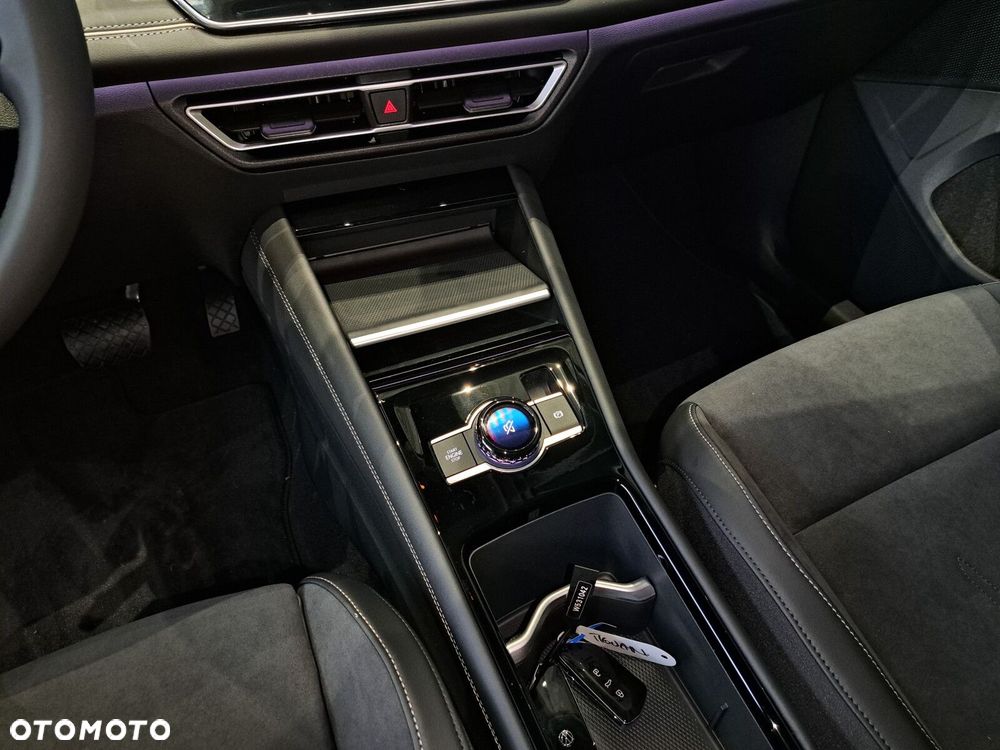 Volkswagen Tiguan 1.5 eHybrid PHEV 150kW Elegance DSG - 27