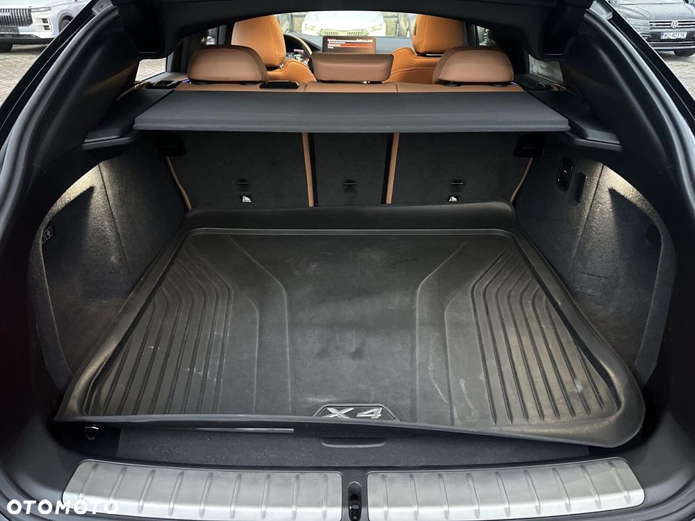 BMW X4 xDrive20d sport - 37
