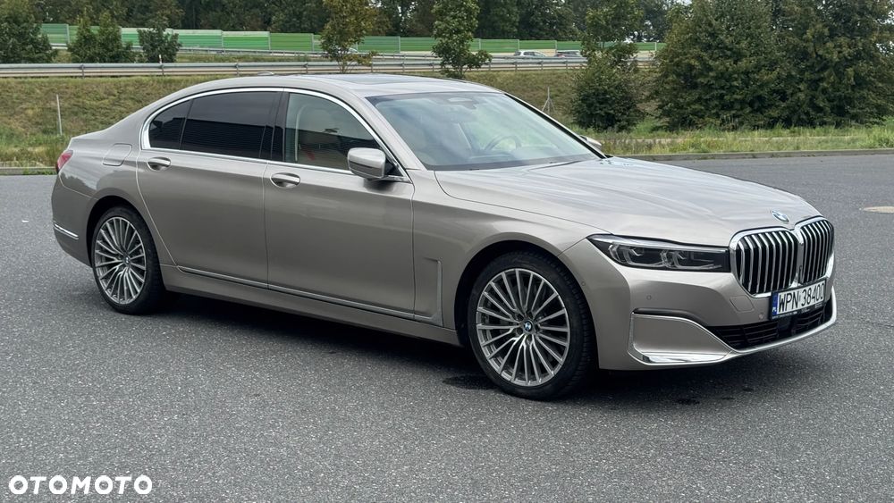 BMW Seria 7 750Li xDrive - 6