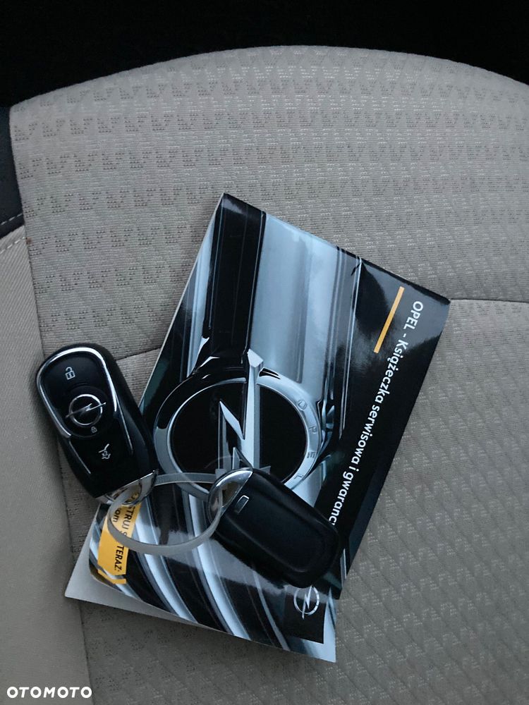 Opel Astra 1.4 T GPF Elite S&S - 17