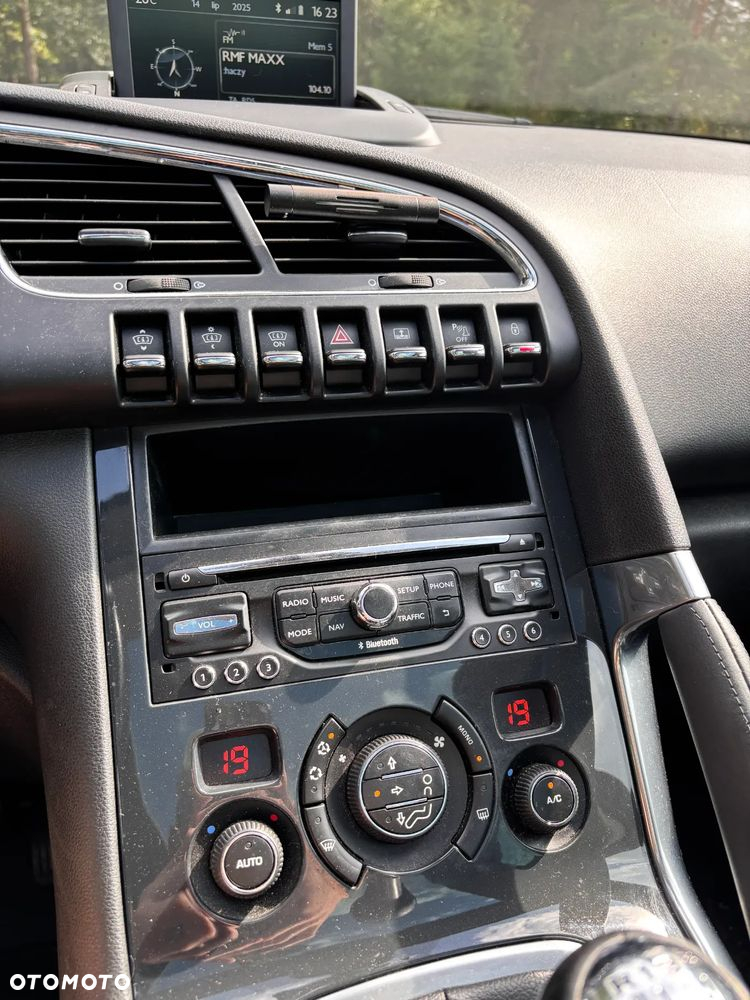 Peugeot 3008 - 8