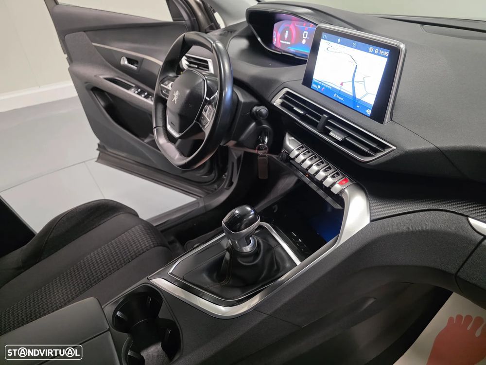 Peugeot 3008 1.5 BlueHDi Active - 44