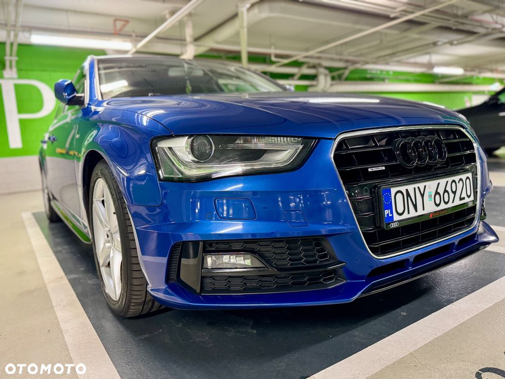 Audi A4 Avant 2.0 TDI DPF quattro S line Sportpaket - 4