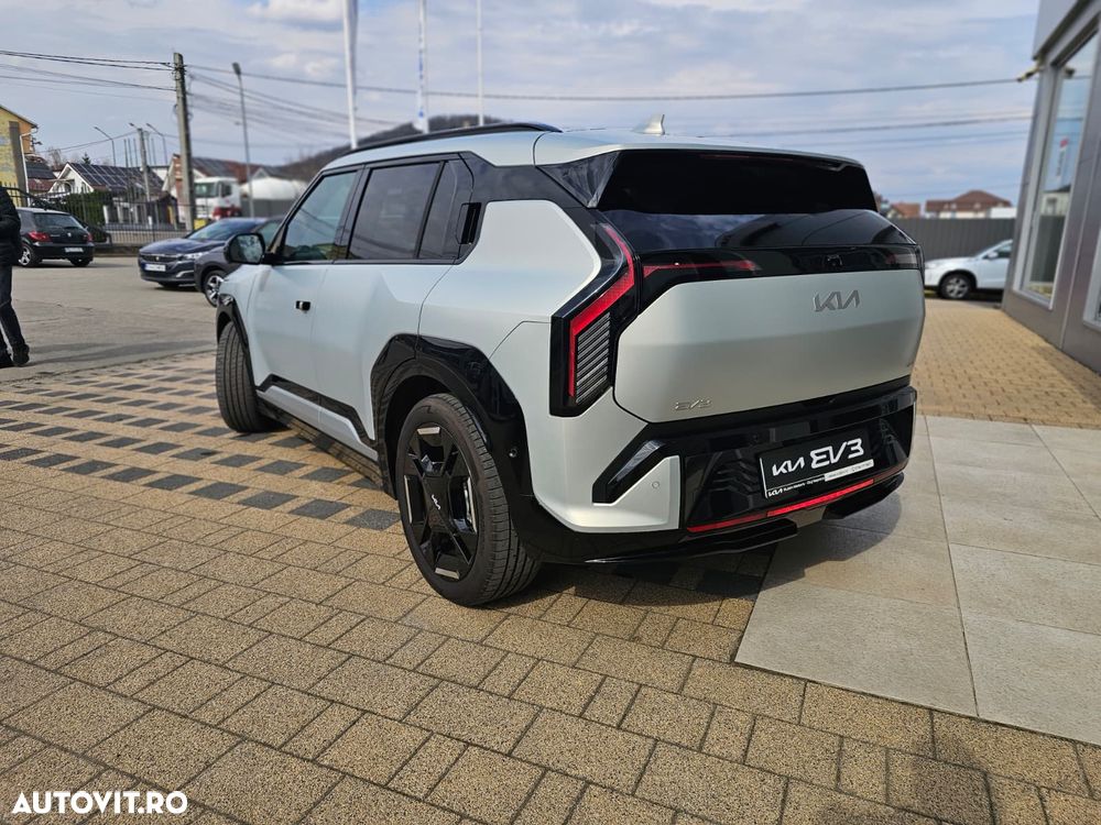 Kia EV3 81,4-kWh FWD GT-Line - 9