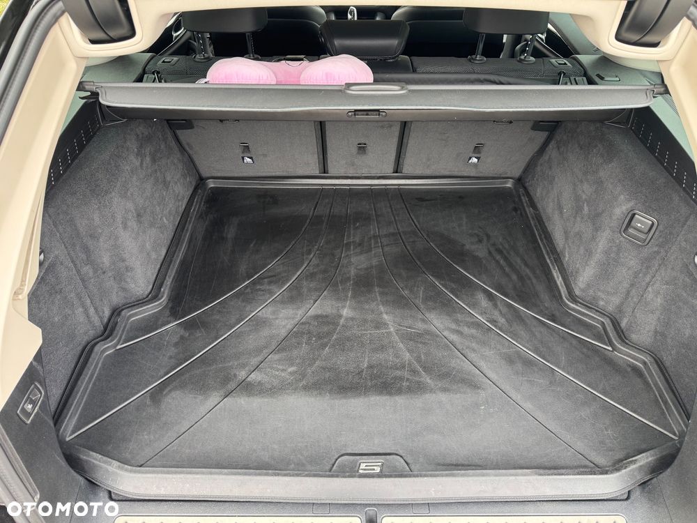 BMW Seria 5 520d Sport - 14