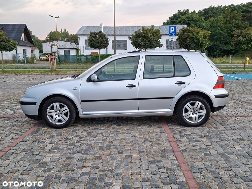 Volkswagen Golf 2.0 Comfortline - 20