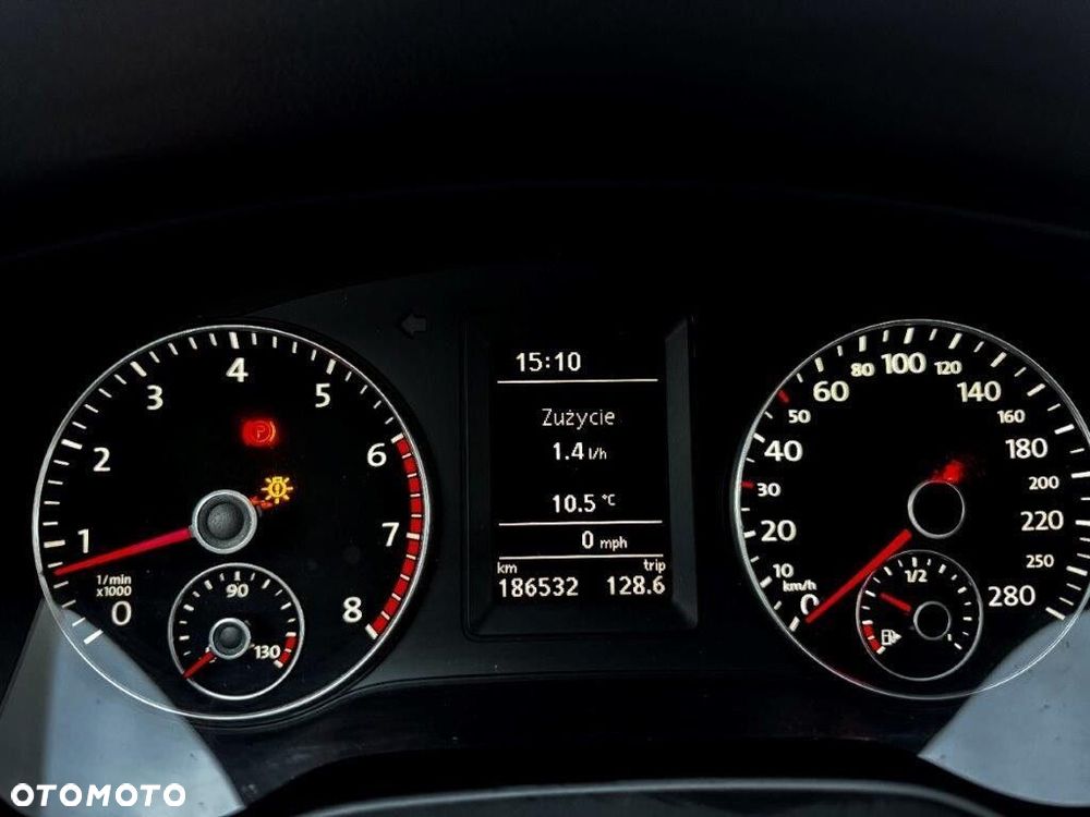 Volkswagen Jetta - 16