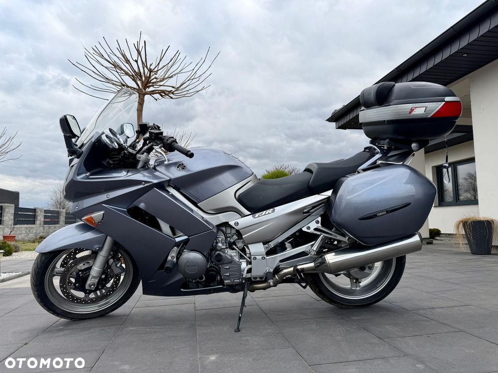 Yamaha FJR - 3