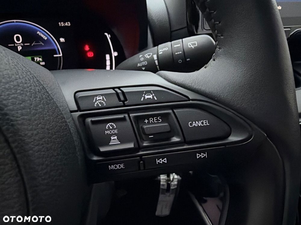 Toyota Yaris Hybrid 1.5 Style - 19