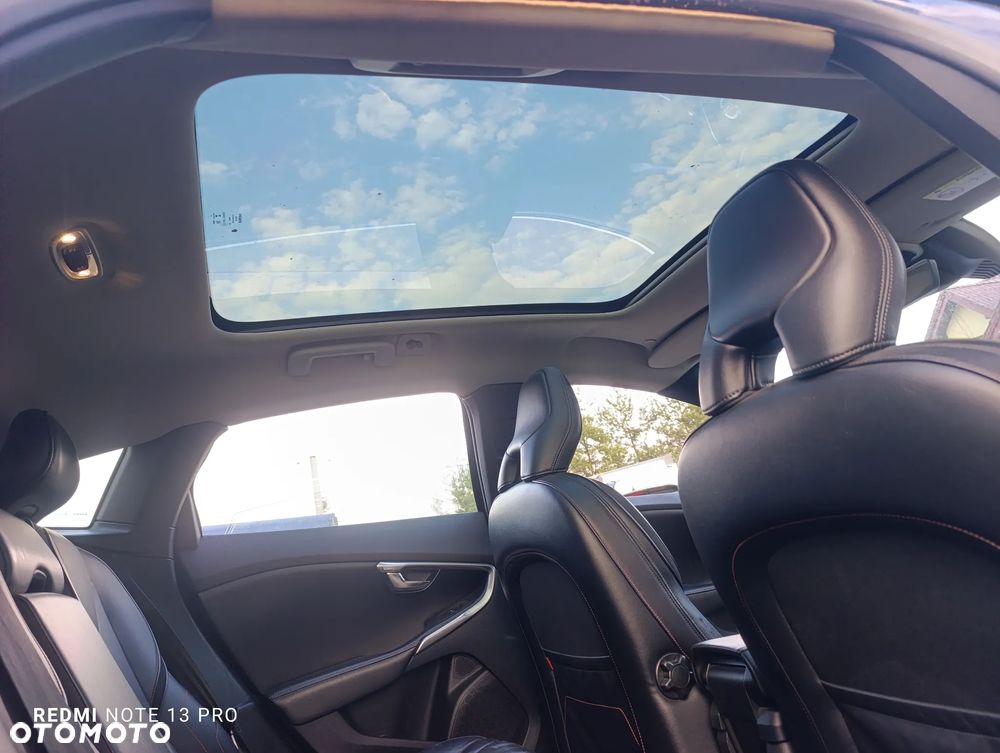 Volvo V40 D2 Ocean Race - 13