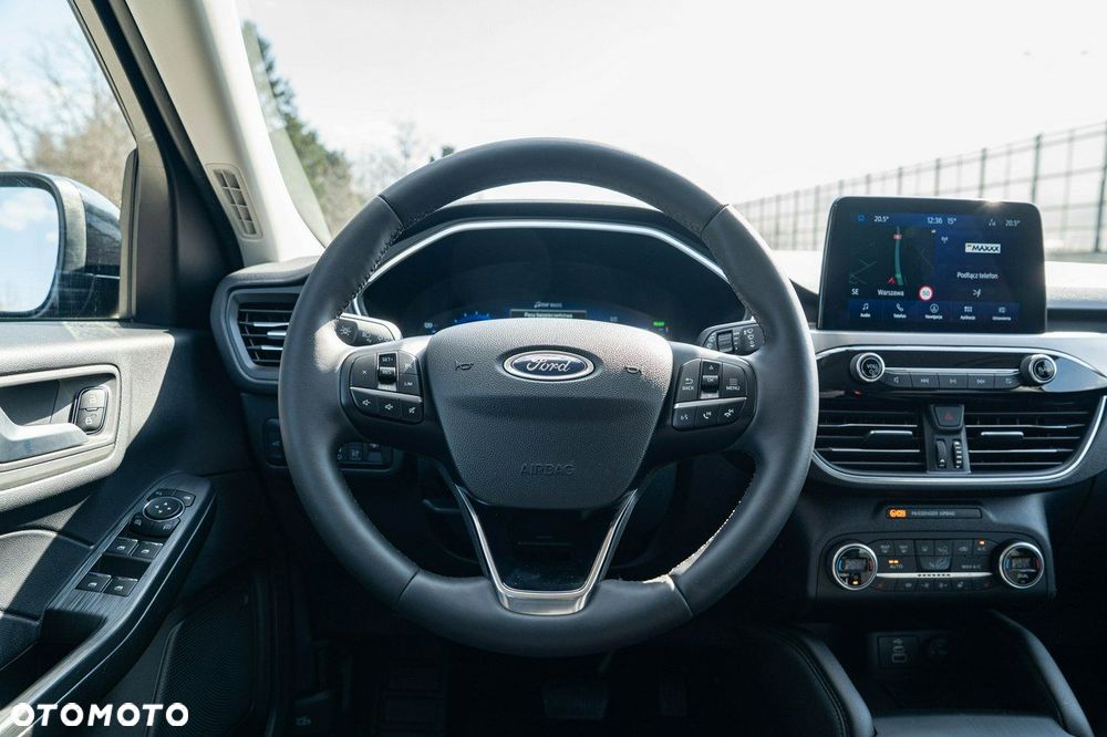 Ford Kuga - 18