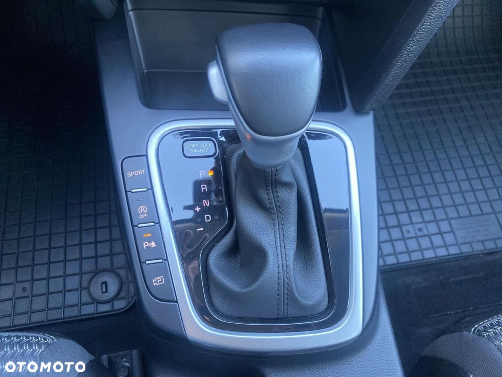 Kia XCeed - 19