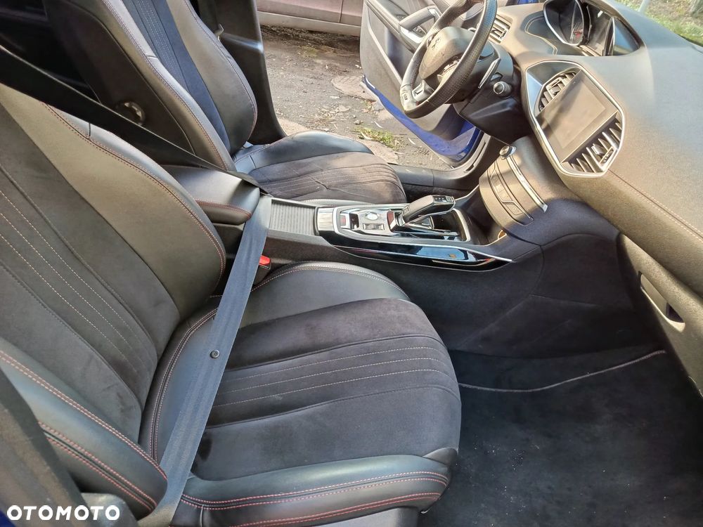 Peugeot 308 BlueHDi FAP 180 EAT8 Stop & Start GT - 16