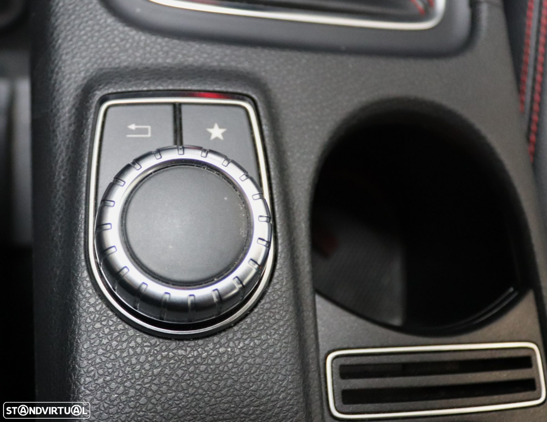 Mercedes-Benz CLA 200 CDi AMG Line - 27