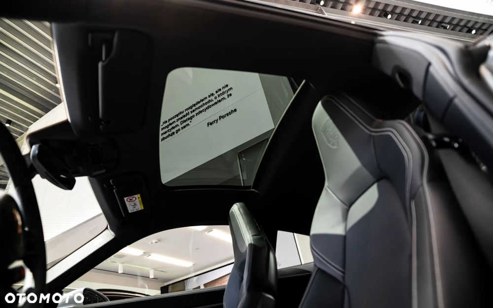 Porsche 911 Carrera S - 19