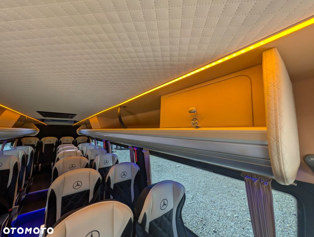 Mercedes-Benz Sprinter 519 - 26