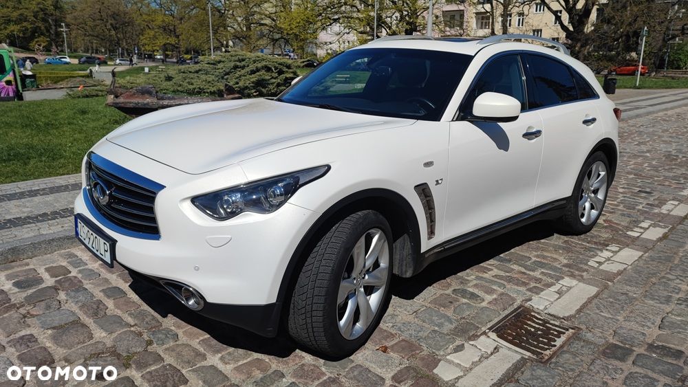 Infiniti QX70 3.7 S Premium - 2