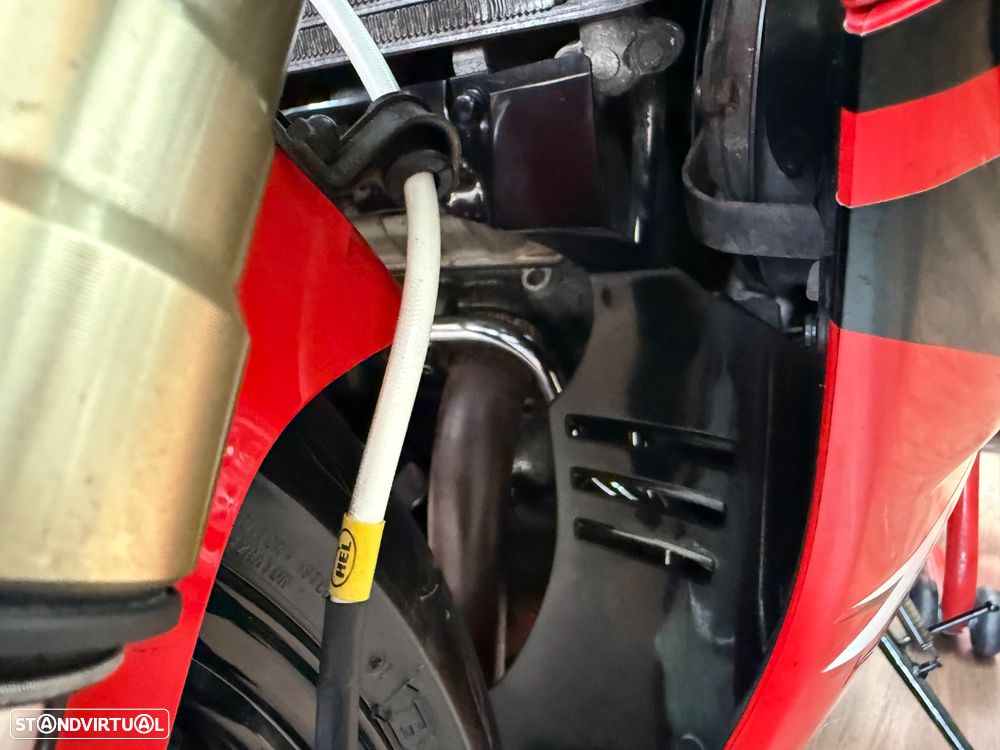 Honda VTR 1000 SP 1 - 18