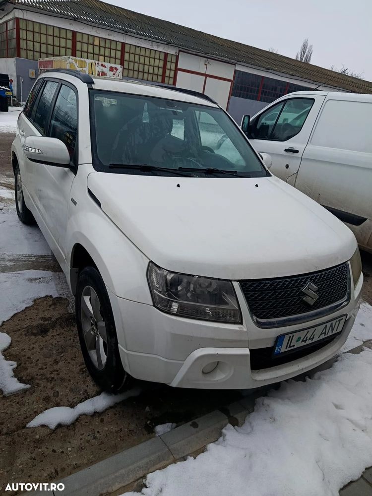 Suzuki Grand Vitara - 2
