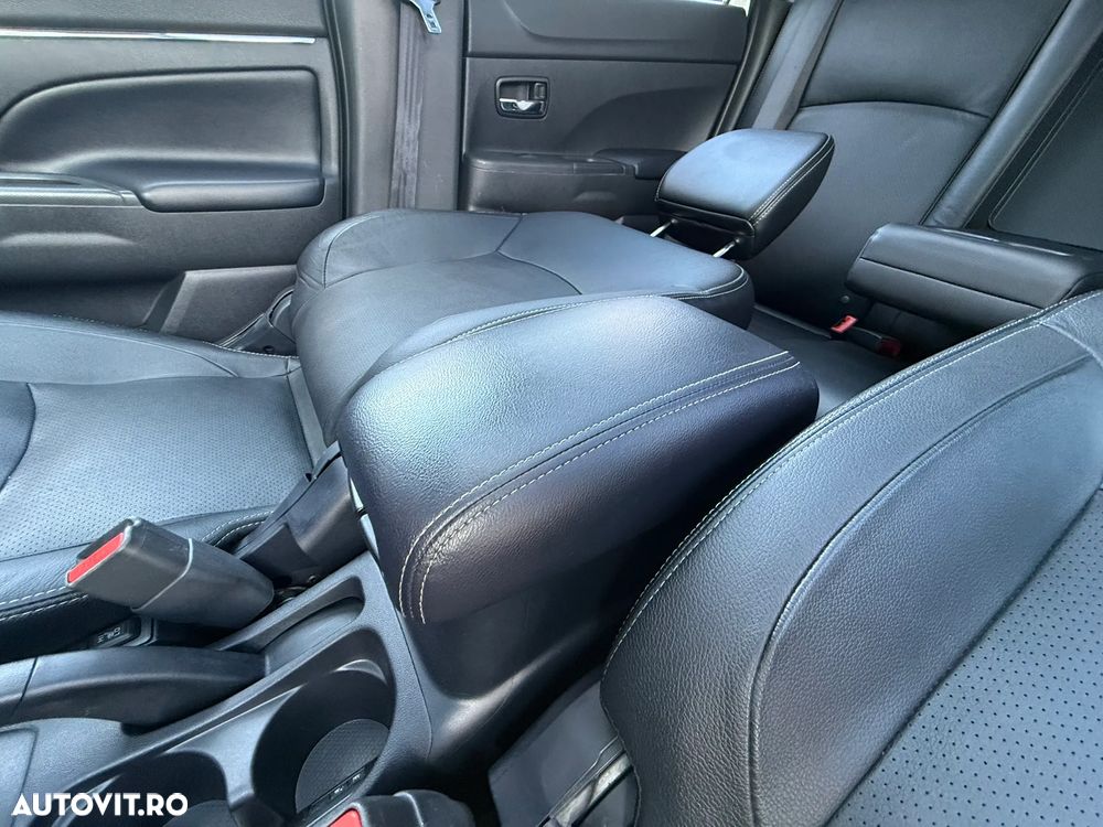 Mitsubishi ASX 1.8 DID 4WD Instyle U06 - 30