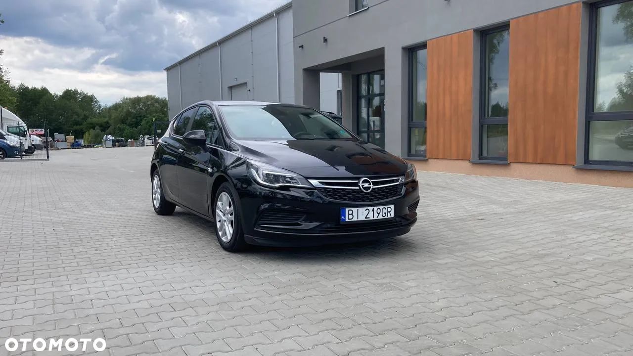 Opel Astra - 1