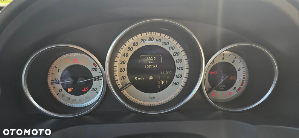 Mercedes-Benz Klasa E 400 - 12