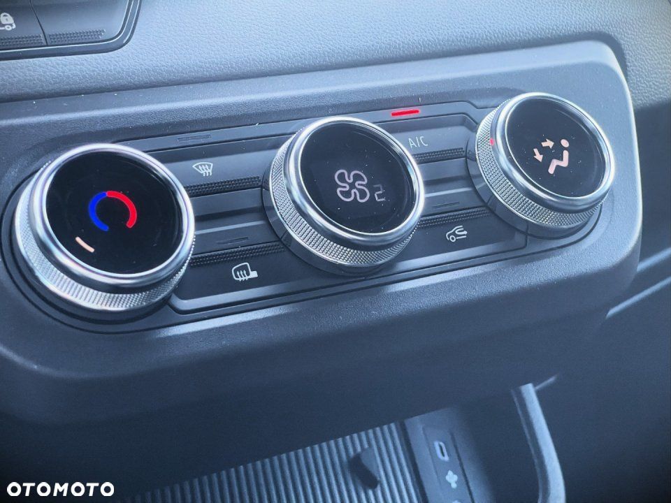 Nissan Interstar - 18