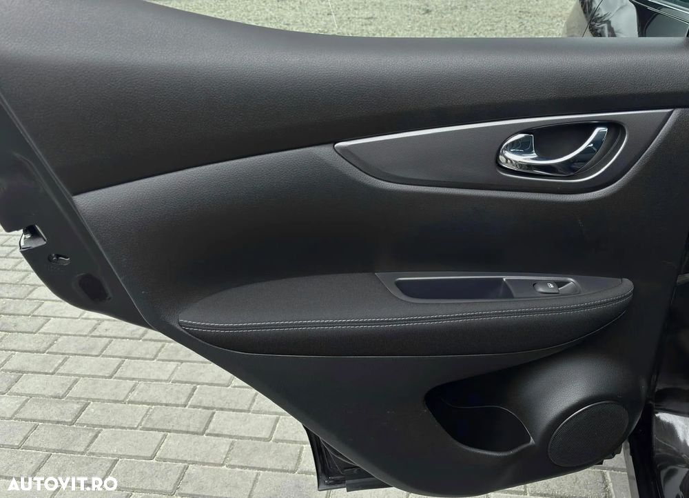 Nissan Qashqai 1.6 DCI Start/Stop Tekna - 21