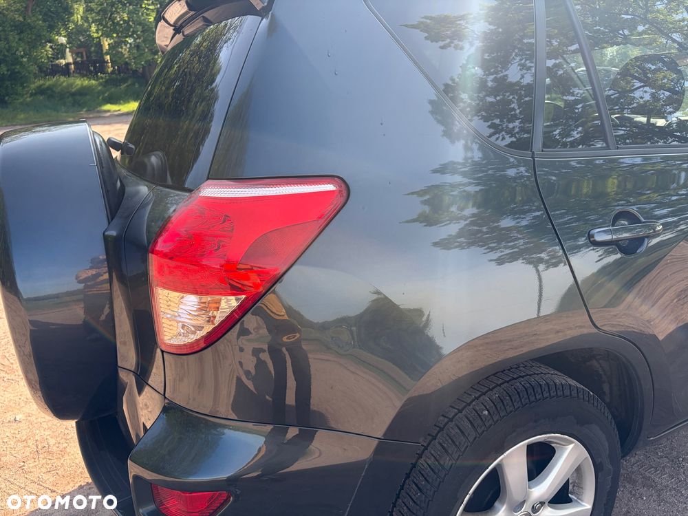 Toyota RAV4 - 13