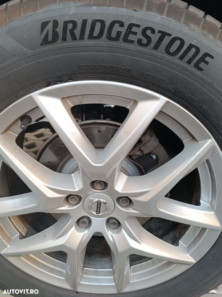 Volvo XC 60 D4 Momentum Pro - 16