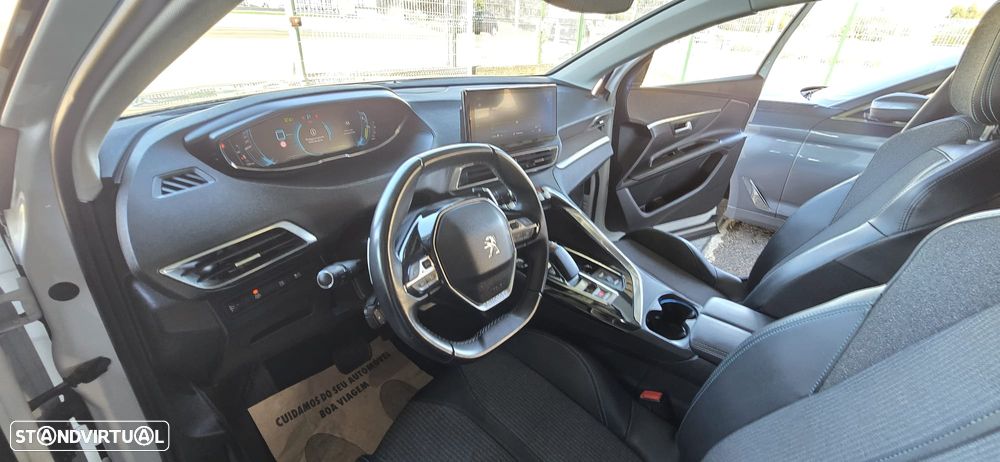 Peugeot 3008 1.6 Hybrid Allure e-EAT8 - 13