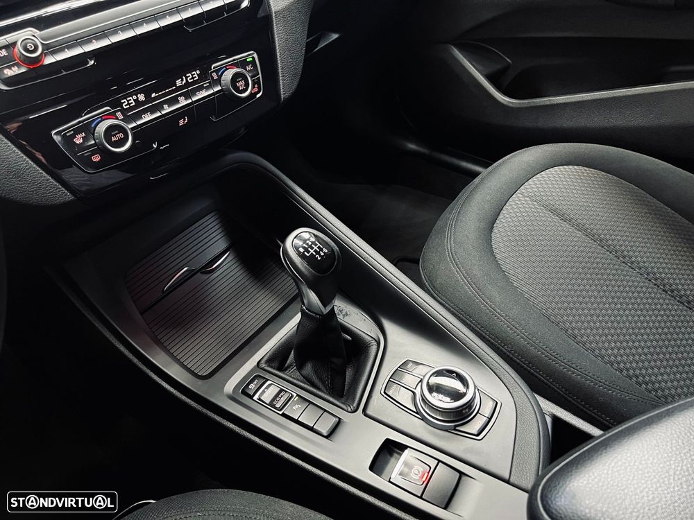 BMW X1 16 d sDrive - 23