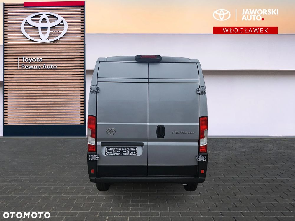 Toyota Proace MAX - 4