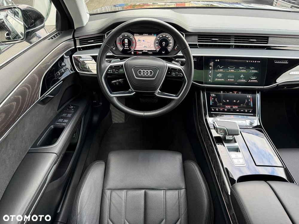 Audi A8 - 10